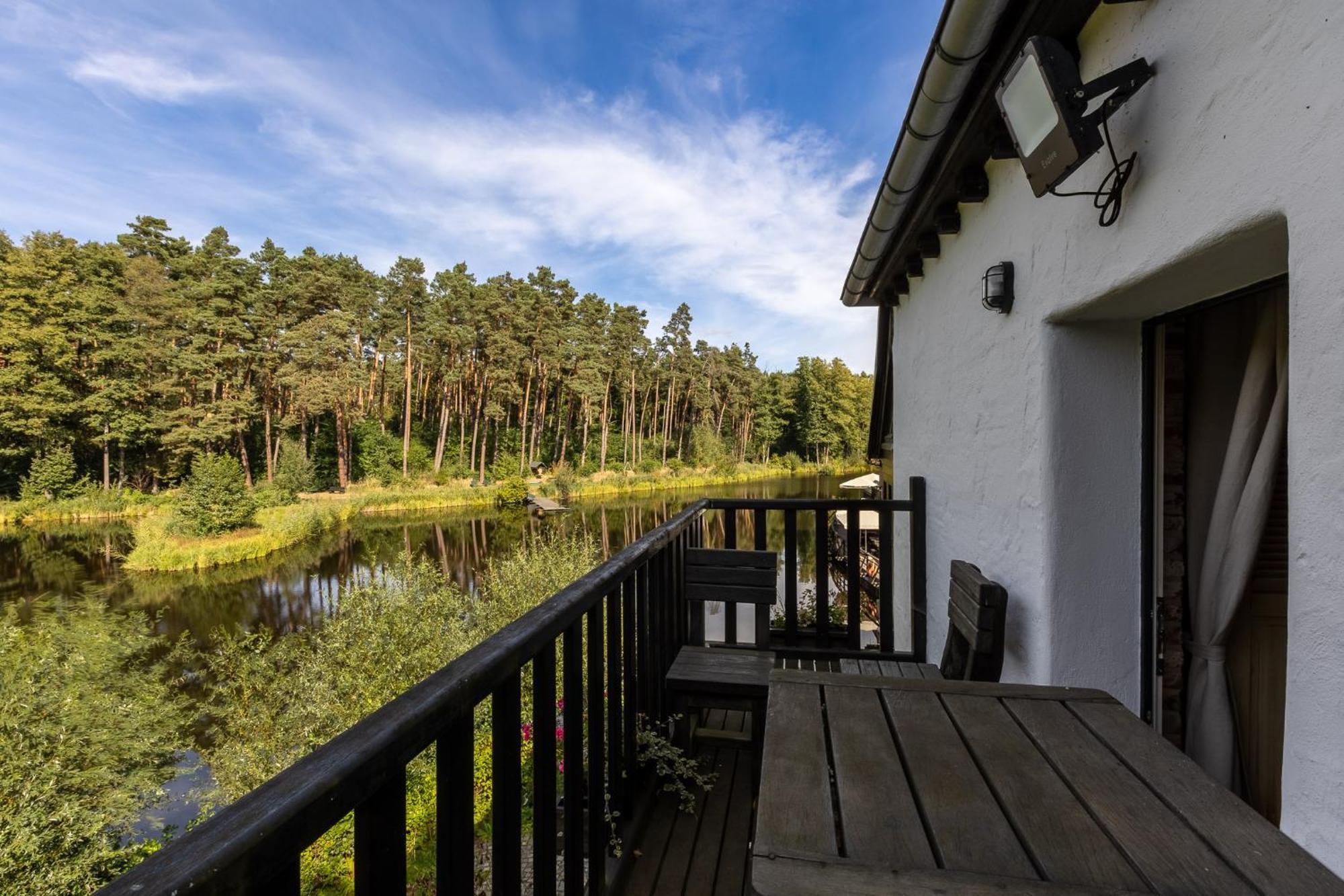 Gosciniec Pod Zajacem Bed & Breakfast Oleśnica Dış mekan fotoğraf