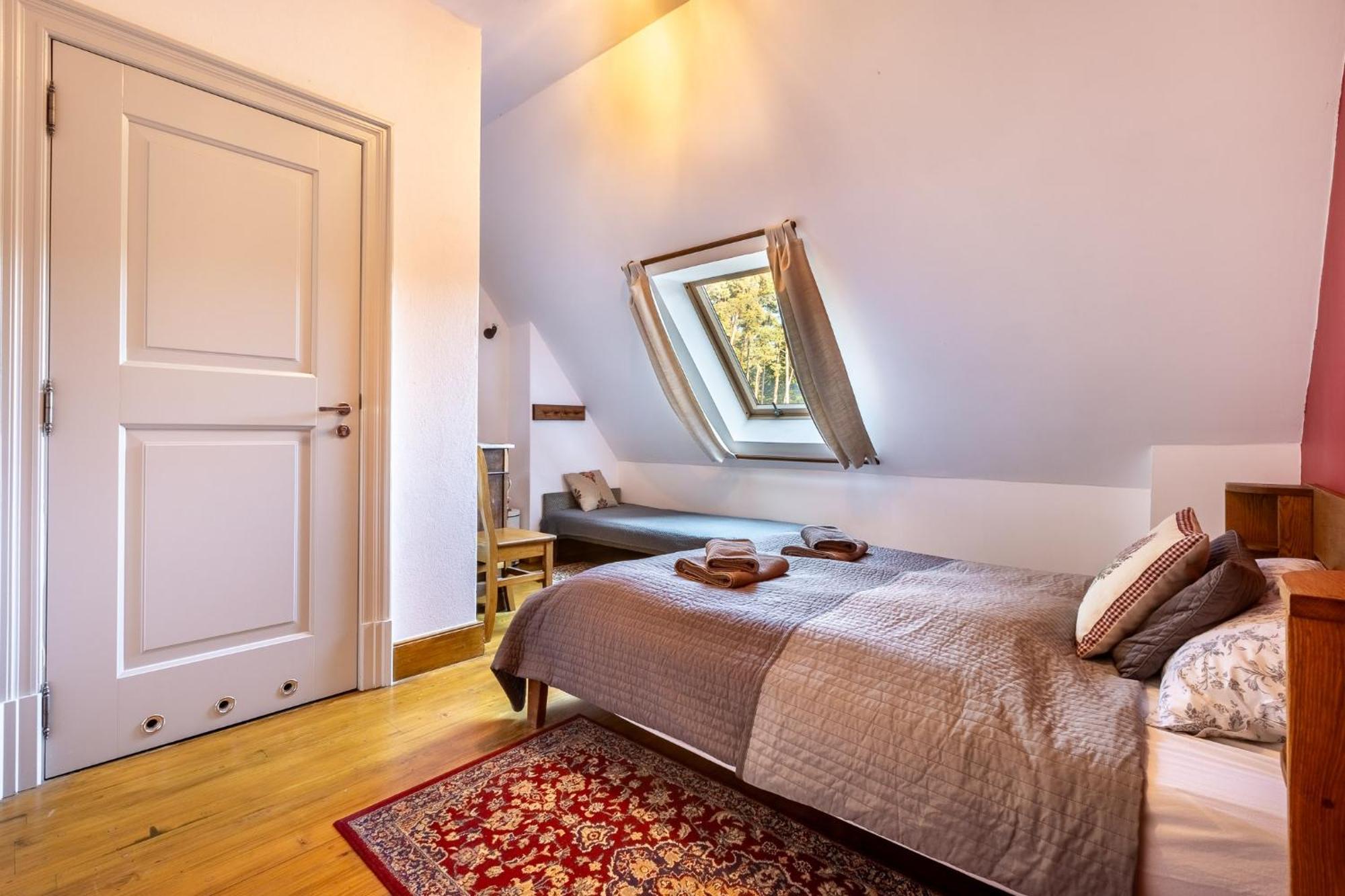 Gosciniec Pod Zajacem Bed & Breakfast Oleśnica Dış mekan fotoğraf